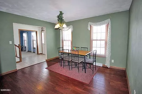 949 Mesa Dr, Freeport, IL 61032 photo 10