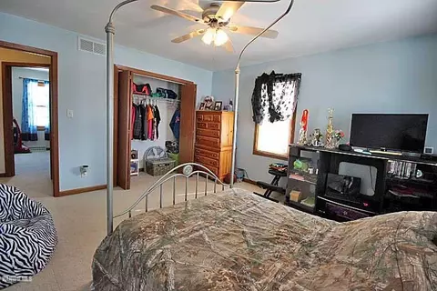 949 Mesa Dr, Freeport, IL 61032 photo 20