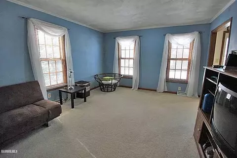 949 Mesa Dr, Freeport, IL 61032 photo 9