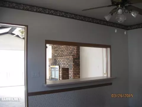 408 W Locust, Lanark, IL 61046 photo 5