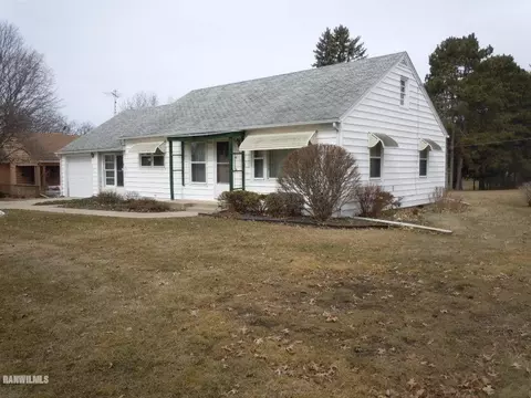 1322 W Demeter Dr, Freeport, IL 61032 photo 4