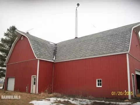 9476 E River Rd, Ridott, IL 61067 photo 12
