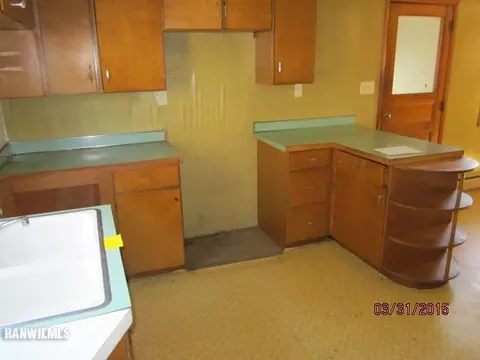 205 E Chestnut St, Apple River, IL 61001 photo 12