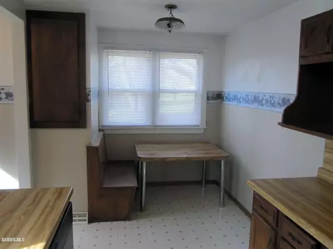 2908 Brick School Rd, Freeport, IL 61032 photo 14