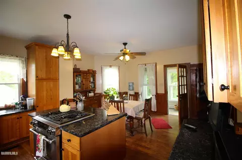 7580 E Kelly Rd, Ridott, IL 61067 photo 5