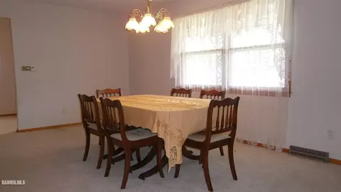 409 E Lincoln St, Mount Carroll, IL 61053 photo 8