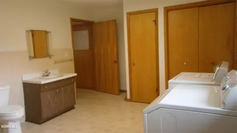 409 E Lincoln St, Mount Carroll, IL 61053 photo 12
