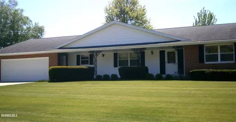 409 E Lincoln St, Mount Carroll, IL 61053 photo 5