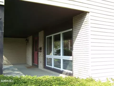 1359 Deerfield Ln, Freeport, IL 61032 photo 12