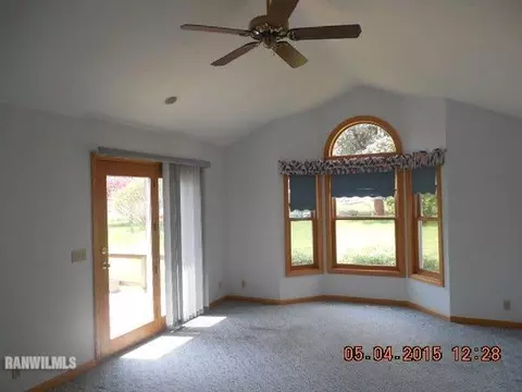 524 Huggins, Lanark, IL 61046 photo 4