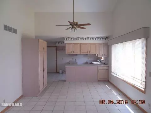 524 Huggins, Lanark, IL 61046 photo 7