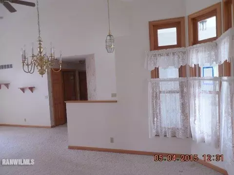 524 Huggins, Lanark, IL 61046 photo 3