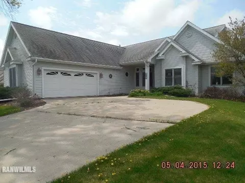 524 Huggins, Lanark, IL 61046 photo 1