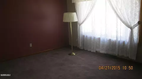 2115 Middlebury, Freeport, IL 61032 photo 2