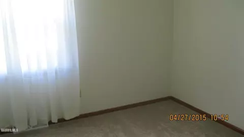 2115 Middlebury, Freeport, IL 61032 photo 5