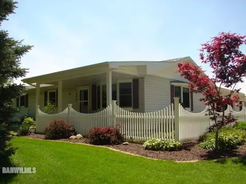 2314 Eagle Dr, Freeport, IL 61032 photo 18