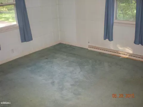 5100 Phillips Dr, Freeport, IL 61032 photo 13