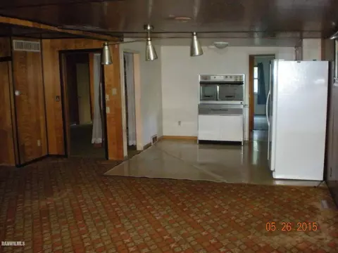 5100 Phillips Dr, Freeport, IL 61032 photo 11