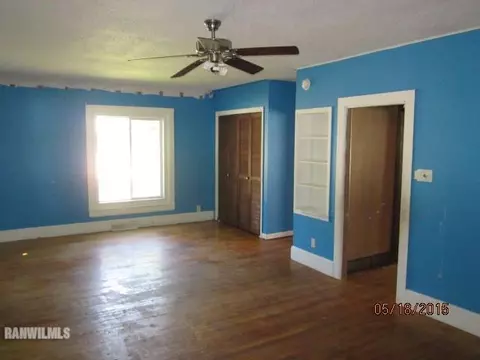 1337 S Float Ave, Freeport, IL 61032 photo 4