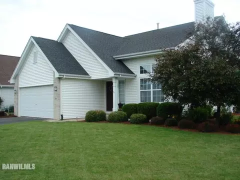 801 Fieldcrest Dr, Byron, IL 61010 photo 3