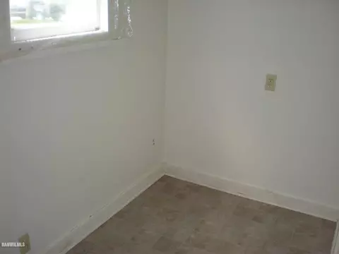 323 Marion, Chadwick, IL 61014 photo 6