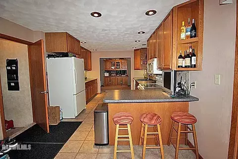 2178 Middle Ct, Freeport, IL 61032 photo 10