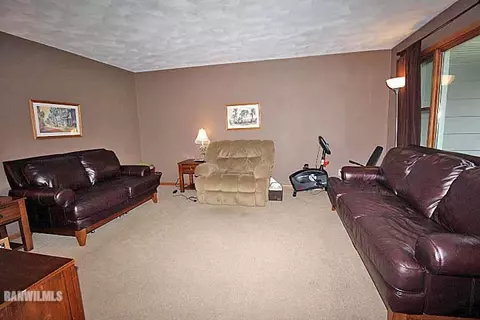2178 Middle Ct, Freeport, IL 61032 photo 13
