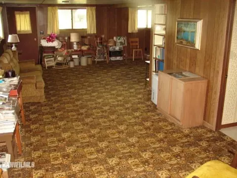 1453 Jay St, Freeport, IL 61032 photo 17