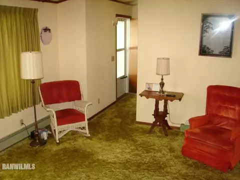 1453 Jay St, Freeport, IL 61032 photo 7