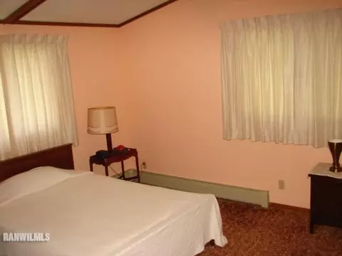 1453 Jay St, Freeport, IL 61032 photo 15