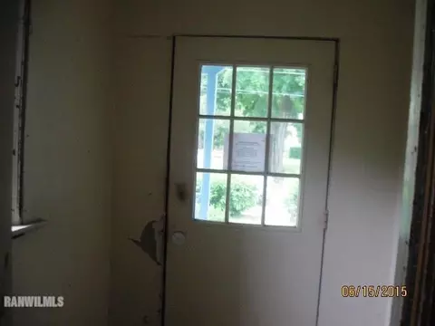 1205 S High Ave, Freeport, IL 61032 photo 2