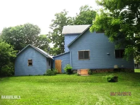 1205 S High Ave, Freeport, IL 61032 photo 17