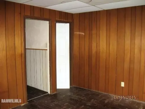 1205 S High Ave, Freeport, IL 61032 photo 10