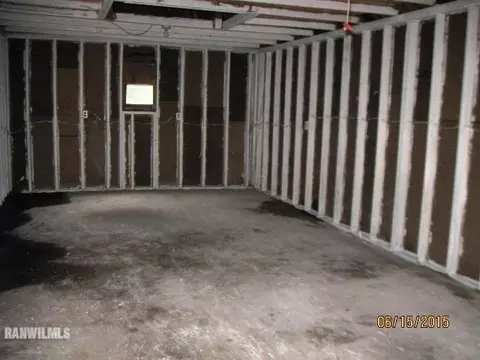 1205 S High Ave, Freeport, IL 61032 photo 13