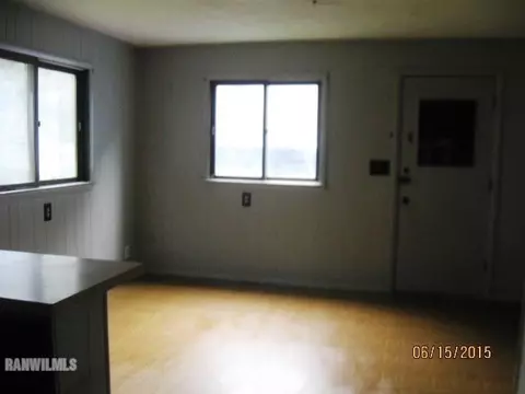 1205 S High Ave, Freeport, IL 61032 photo 12