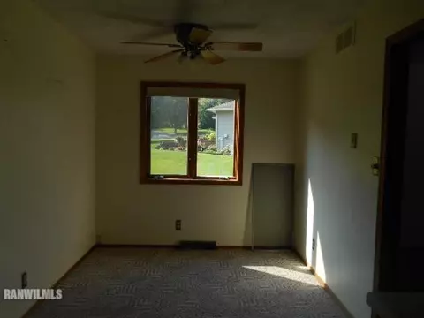 930 N Mesa Dr, Freeport, IL 61032 photo 15