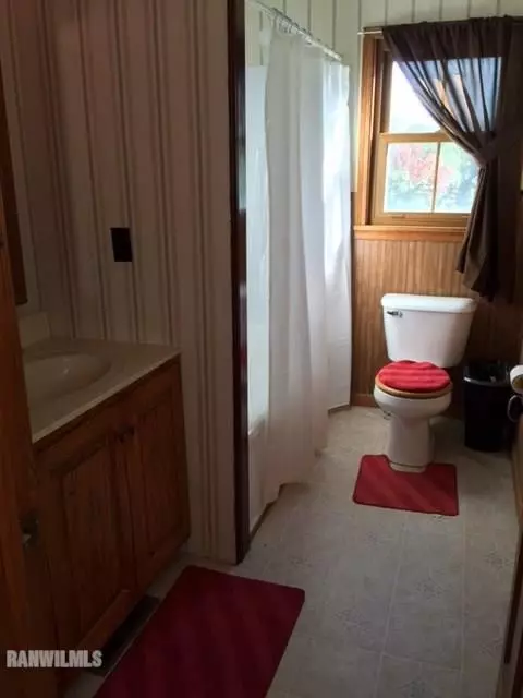 611 E Washington, Mount Carroll, IL 61053 photo 14
