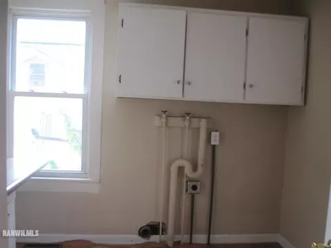 725 E Illinois St, Freeport, IL 61032 photo 6