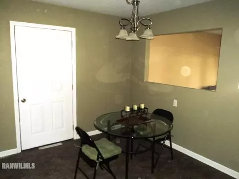 1464 Winter Dr, Freeport, IL 61032 photo 5