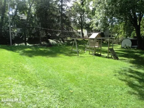 1464 Winter Dr, Freeport, IL 61032 photo 9