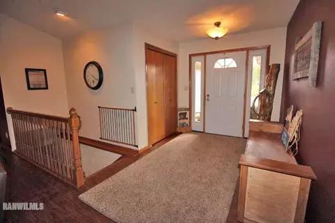1660 W Apache Trl, Freeport, IL 61032 photo 4