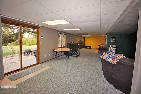 1660 W Apache Trl, Freeport, IL 61032 photo 20