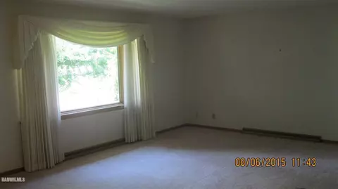 119 N Bailey, Freeport, IL 61032 photo 2