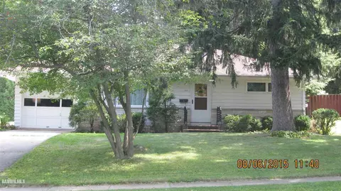119 N Bailey, Freeport, IL 61032 photo 1