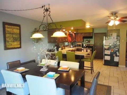 1711 S Demeter Dr, Freeport, IL 61032 photo 5