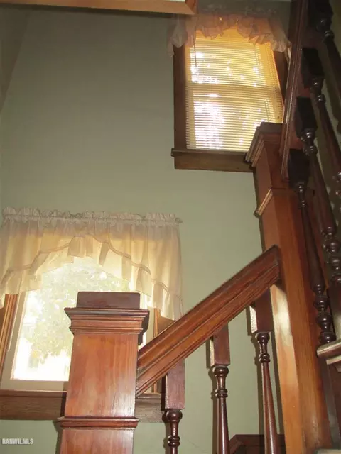 216 E Lincoln, Mount Carroll, IL 61053 photo 7