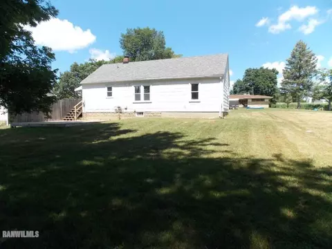 1346 Il Rt 75 E, Freeport, IL 61032 photo 9