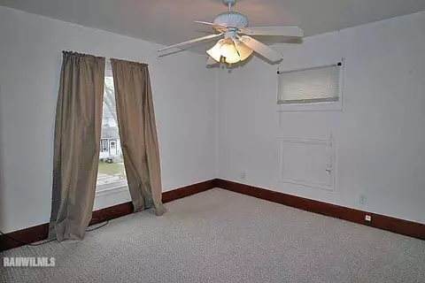 25 E Jefferson St, Freeport, IL 61032 photo 16