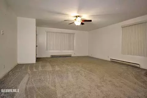 25 E Jefferson St, Freeport, IL 61032 photo 12