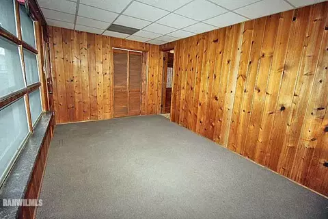 25 E Jefferson St, Freeport, IL 61032 photo 14